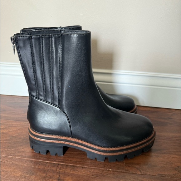 NWT KORKS Vivi Black Lug Boots -Size 10 - Picture 3 of 10
